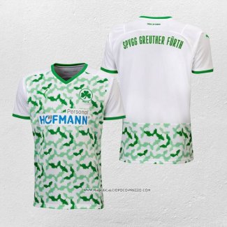 Prima Maglia Greuther Furth 21-22 Thailandia